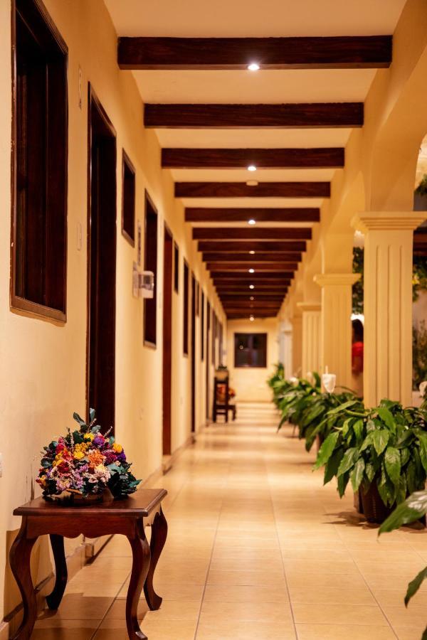 Nico Hotel Antigua Exteriör bild